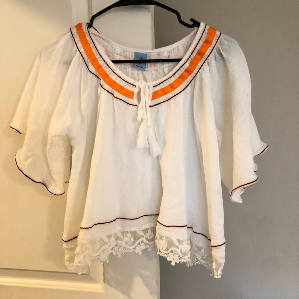 Butterfly blouse with rope